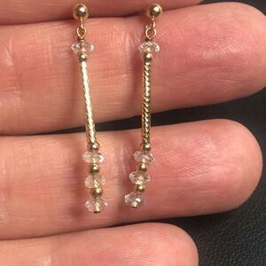 2548 14k yellow gold & clear quartz linear Dangle drop earrings .65grams